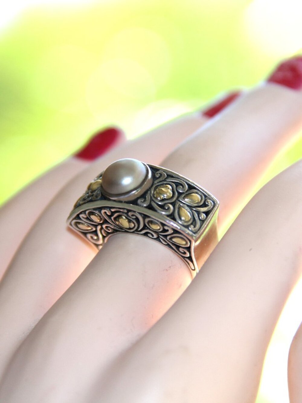 John Hardy Pearl, 18k Gold, Sterling Silver Ring Size 5 ½”.   Iconic John Hardy